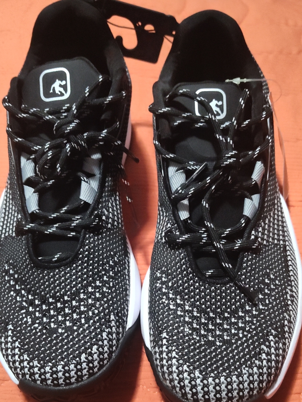 Black & White Knit Sneakers - Size 9